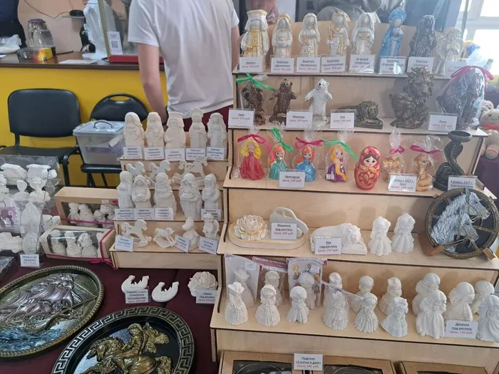 photo_5382039552186771045_y