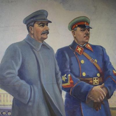 Выставка одного экспоната. Картина "Сталин и Ворошилов в Кремле"